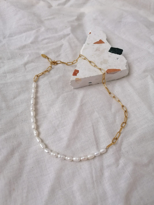 Freshwater pearl and gold paperclip chain necklace – waterproof and hypoallergenic