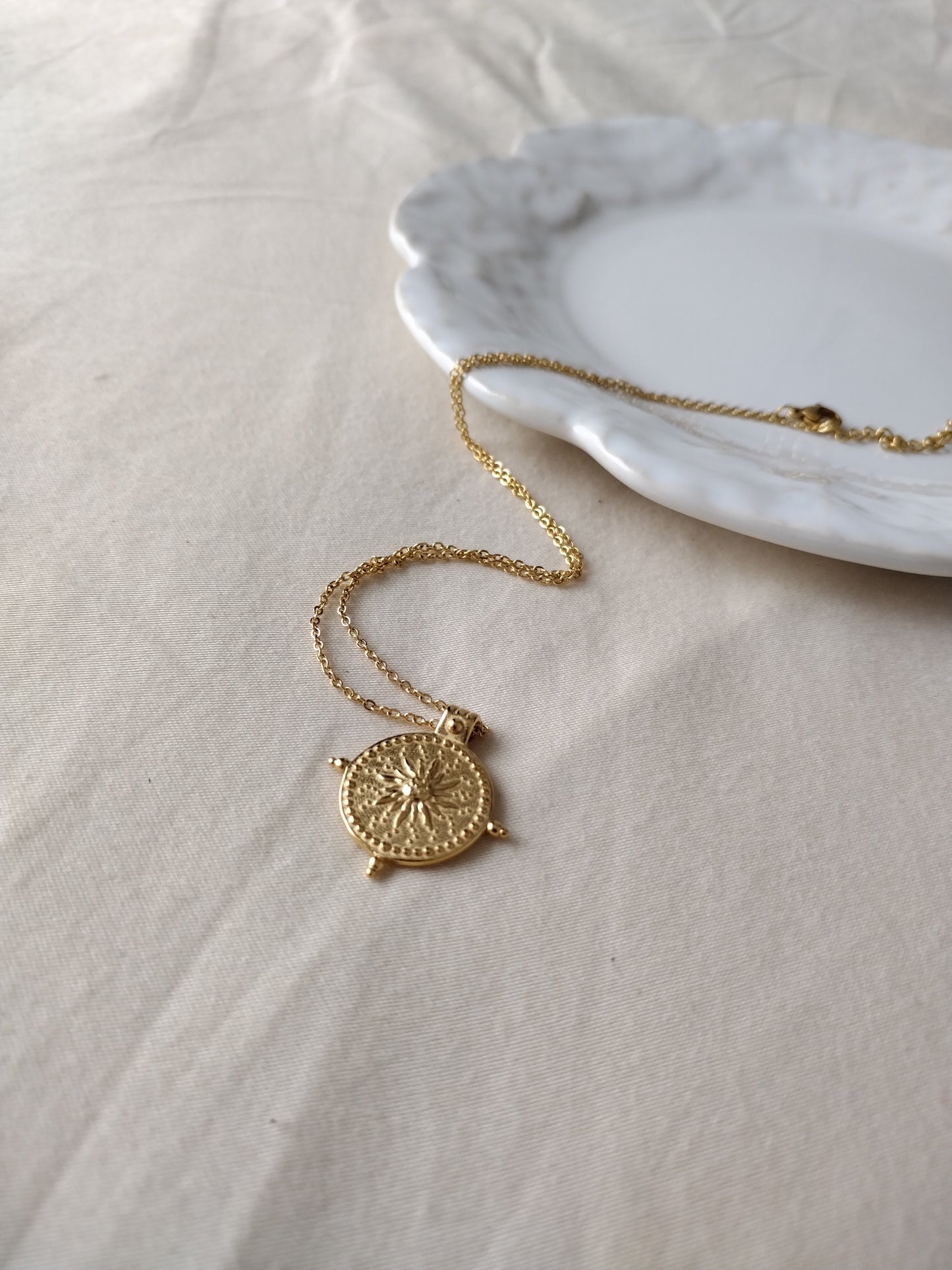 Soleil Pendant Necklace