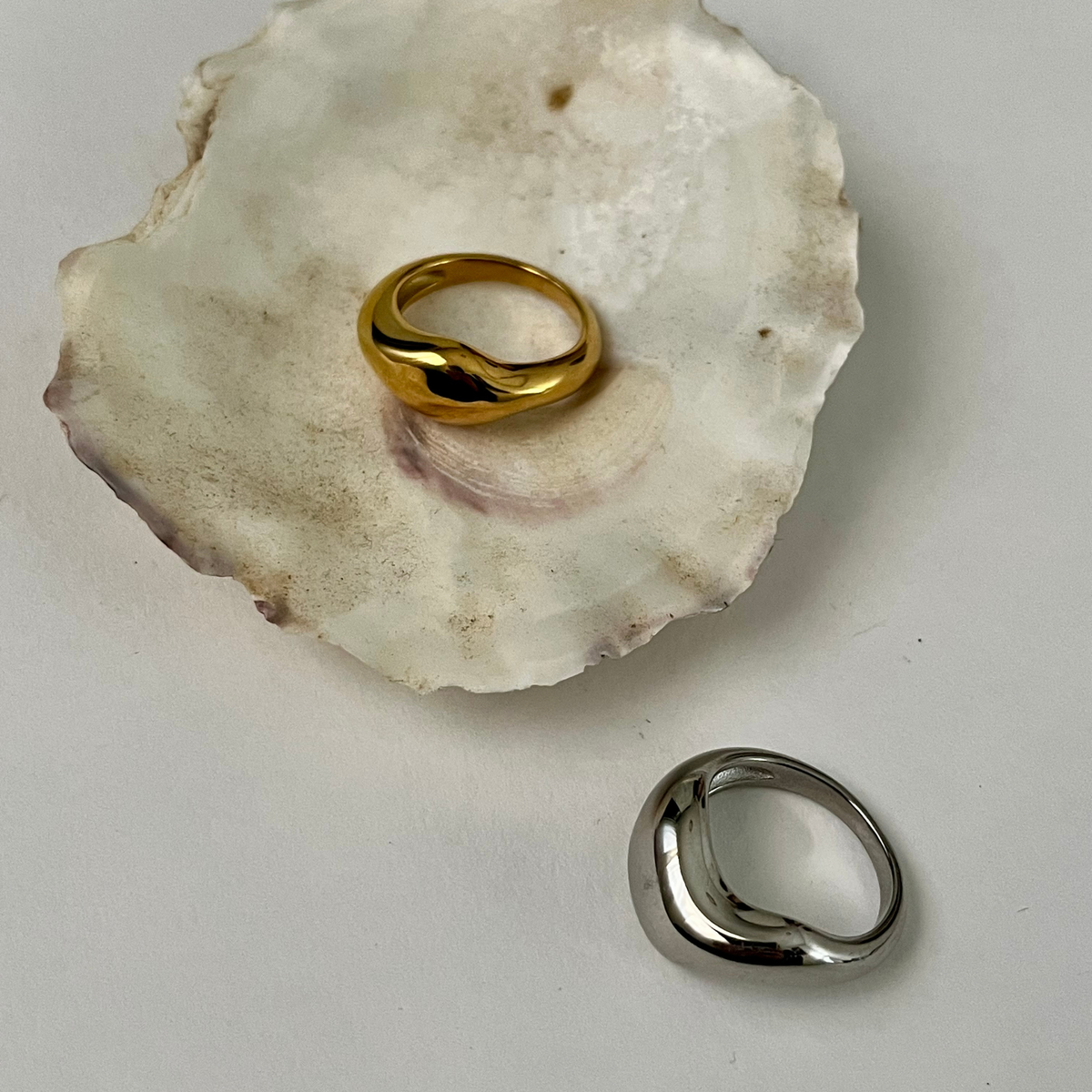 Cluster Rings