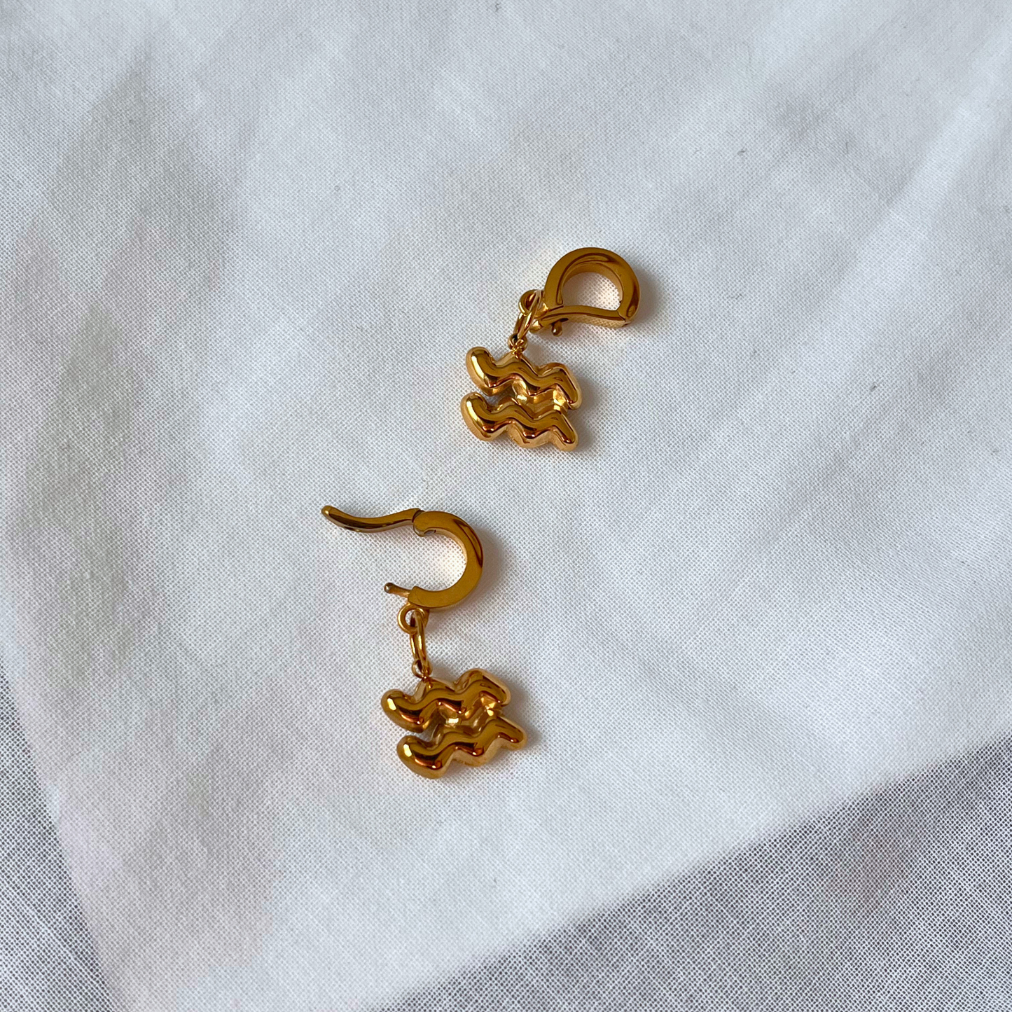 Wave String Bikini Charm