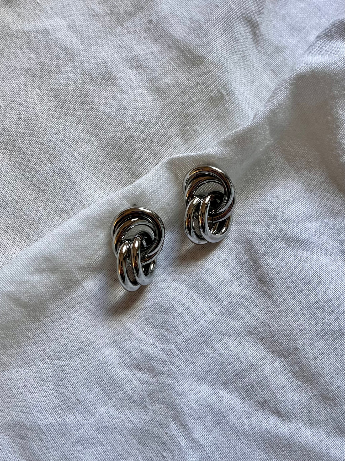 Loop Link Stud Earrings