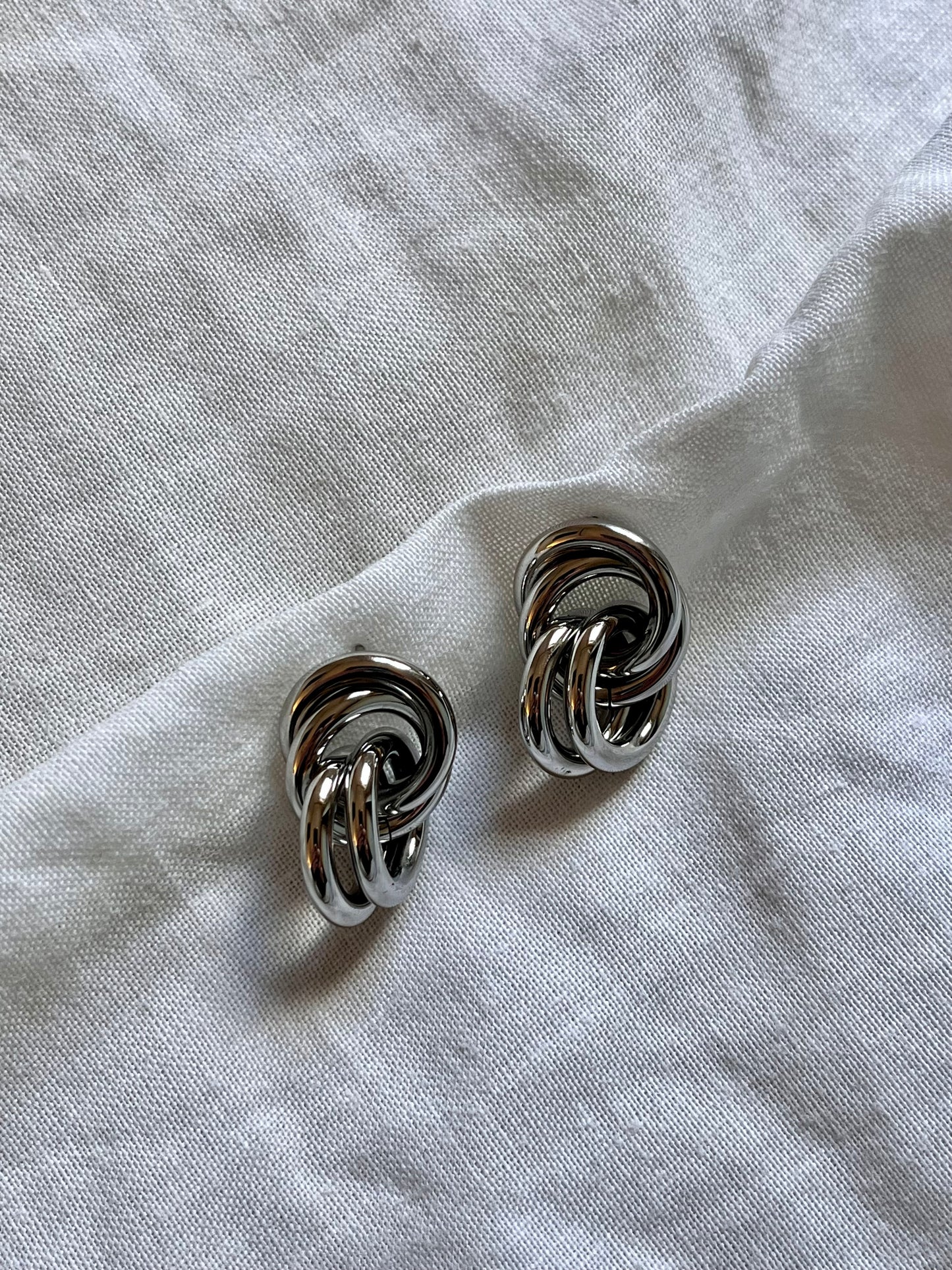 Loop Link Stud Earrings