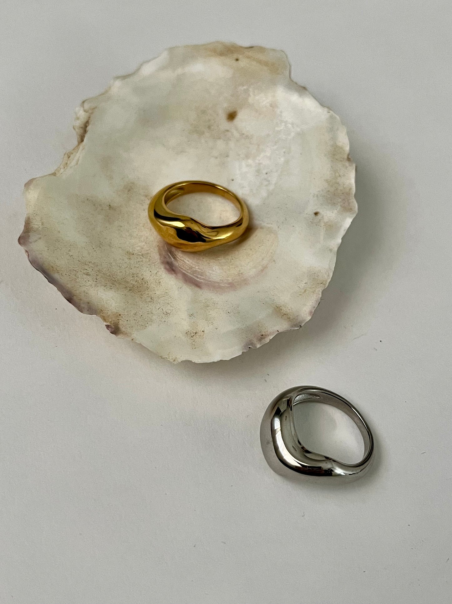 Cluster Rings