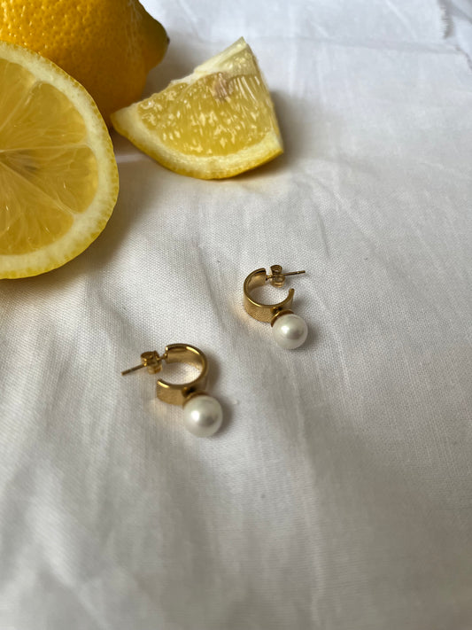 Daphne Earrings